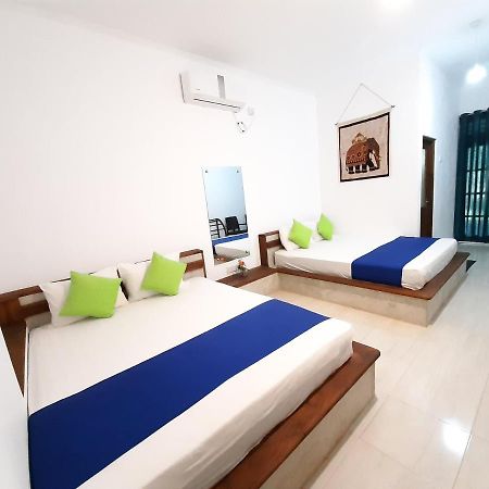 Nature'S Hideout Holiday Home Mirigama Екстериор снимка
