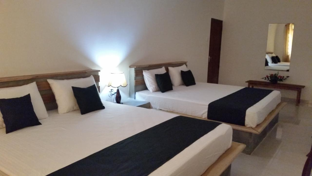 Nature'S Hideout Holiday Home Mirigama Екстериор снимка
