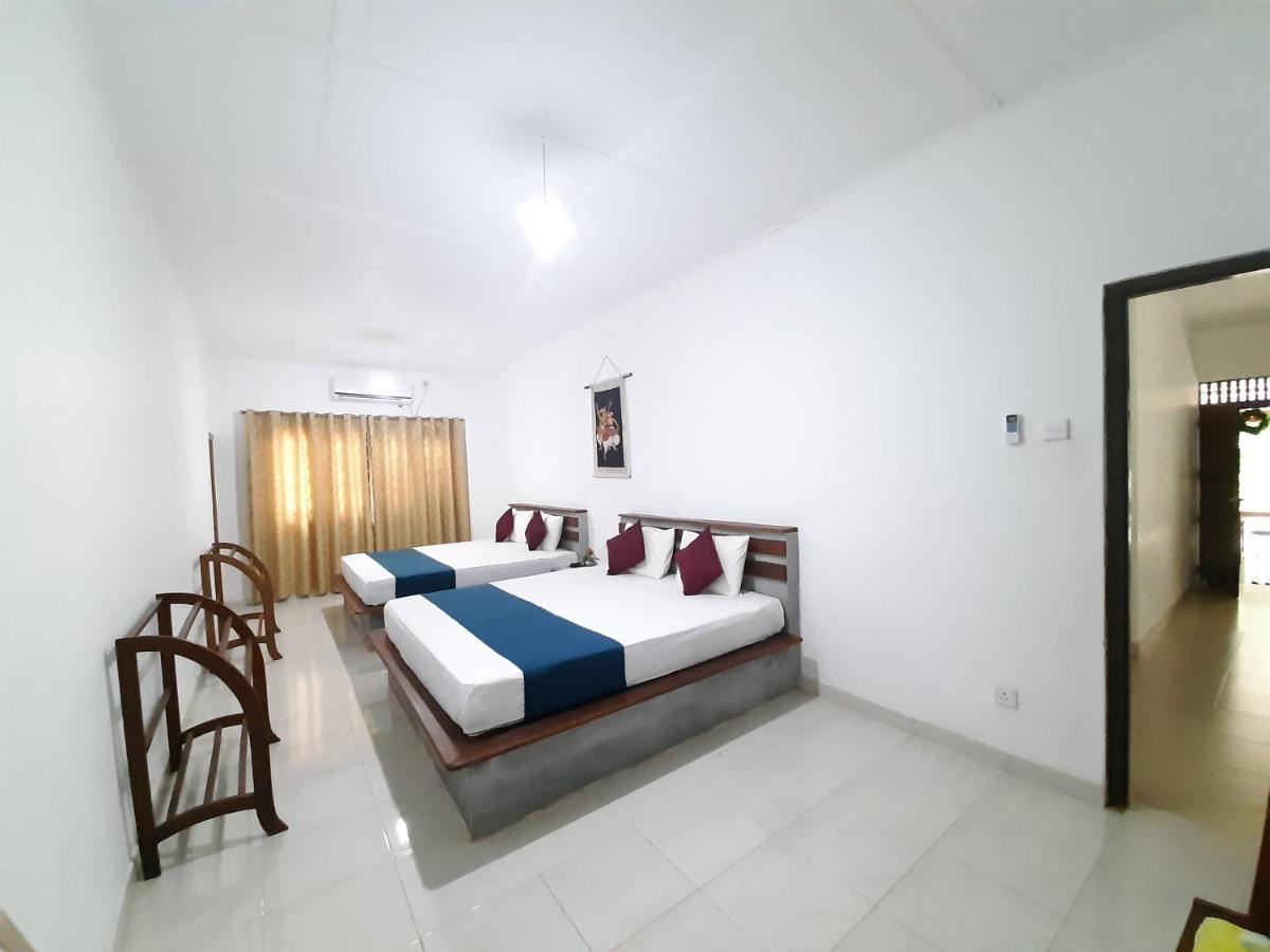 Nature'S Hideout Holiday Home Mirigama Екстериор снимка
